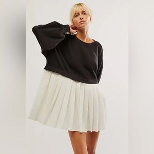 NEW FREE PEOPLE Eleanor Oversized Sweatshirt Black/white Sz. XS